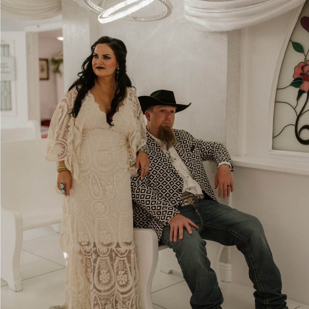 Elegant Lace Boho Maxi Dress